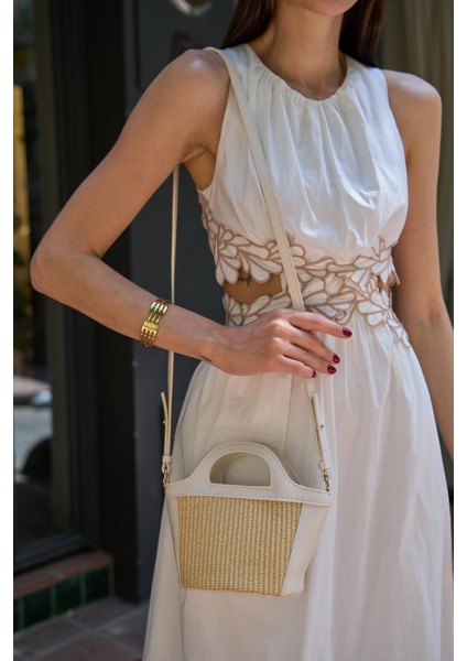 Krem Hasır Kadın Mini Hasır Detaylı Çapraz Çanta