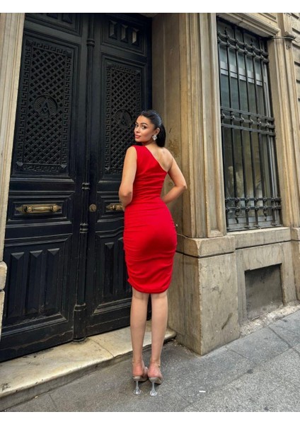 Tek Kol Göğüs Detaylı Büzgülü Elbise 583014 Kırmızı fırsatları