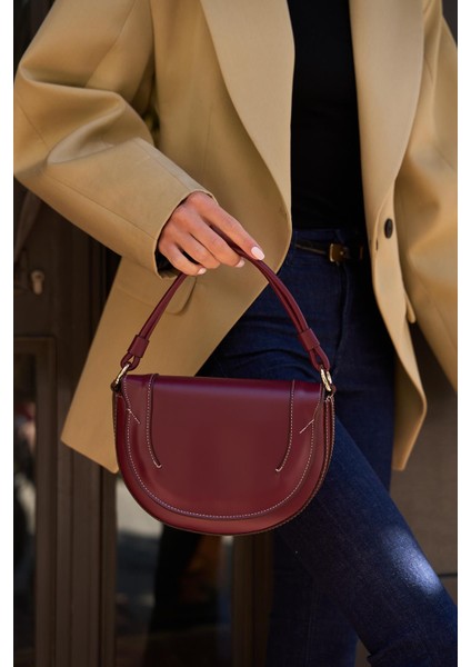 Bordo Kadın Kontrast Dikişli Çapraz Askılı El ve Omuz Çantası fırsatları