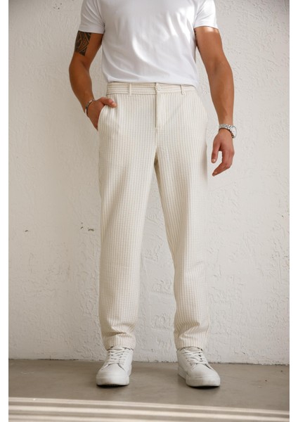 Erkek Esnek Dokulu Slim Fit Bej Pantolon