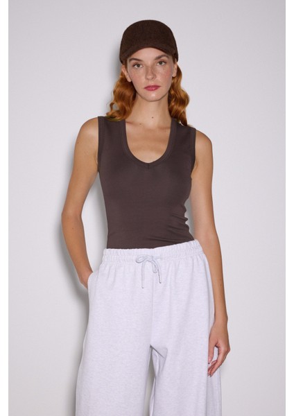 V Yaka Kolsuz Üst indirimleri