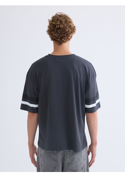 Yeni Sezon V Yaka Penye Erkek Tişört fırsatları