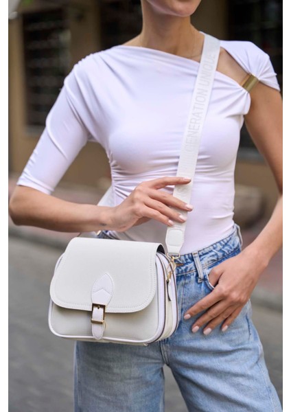 Beyaz Kadın Trendy Günlük Tokalı El ve Omuz Çantası