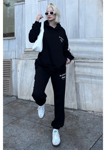 Siyah Kapüşonlu Sırt Baskılı Kadın Eşofman Takımı MG2187