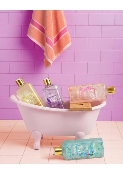 Peony Bouquet Hyaluronic Acid & Provitamin B5 Nemlendirici Yapraklı Duş Jeli 500 ml indirimleri