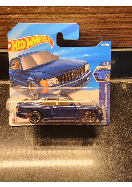 1/64 Mercedes 560 Sec Amg