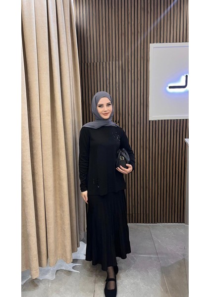 1352 Boncuk Işlemeli Etekli Takım Siyah fiyatları