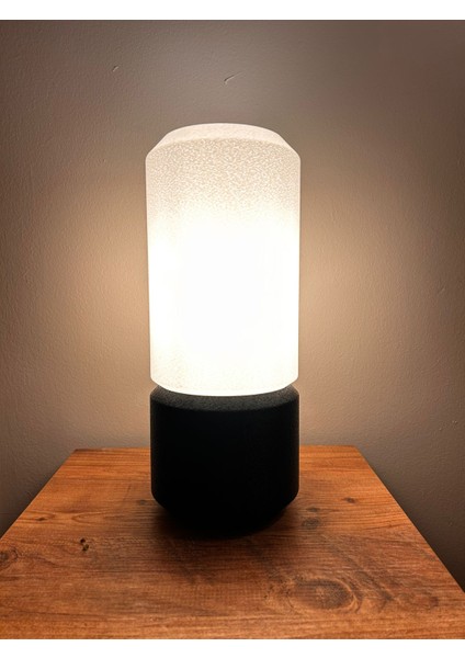 Cylora Minimalist Masa Lambası – Siyah & Krem Silindirik Tasarım 30,5 cm | E14 Duy fırsatları