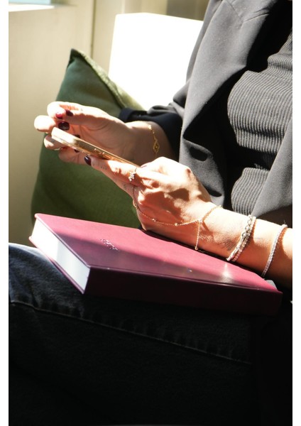 Business 2026 Günlük Ajanda 17x24cm Sert Kapak Ivory 80gr. Ayraçlı fırsatları