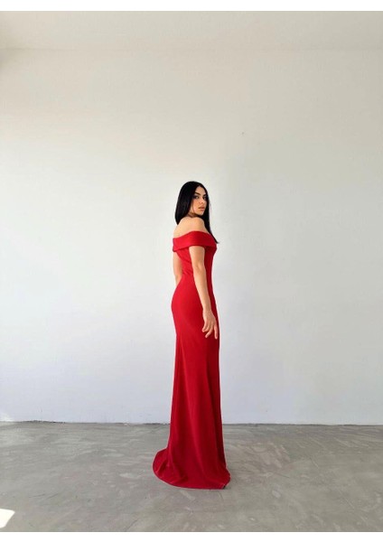 Krep Kumaş Kısa Kollu Kayık Yaka Yırtmaç Detay Maxi Boy Abiye Elbise 582904 Kırmızı fırsatları