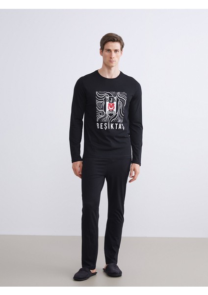 Yeni Sezon Standart Kalıp Beşiktaş Baskılı Erkek Taraftar Pijama Takımı fiyatları