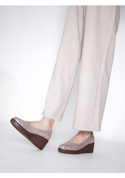 215451114-32 Vizon Deri Süet Kadın Topuklu Ayakkabı