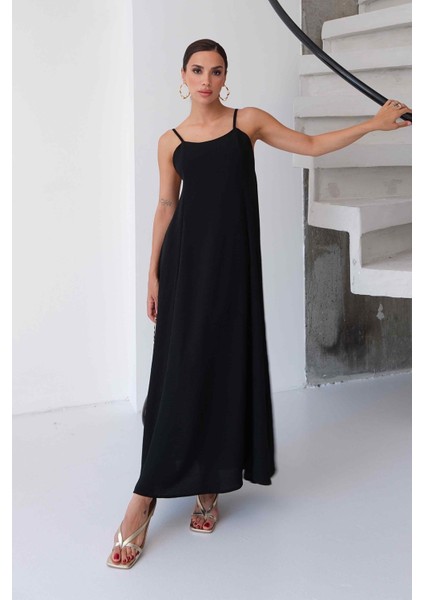 Aerobin Kumaş Ayarlanabilir Askılı Uzun Siyah Elbise