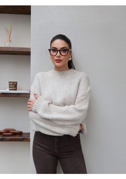 Uzun Kollu Örme Kazak