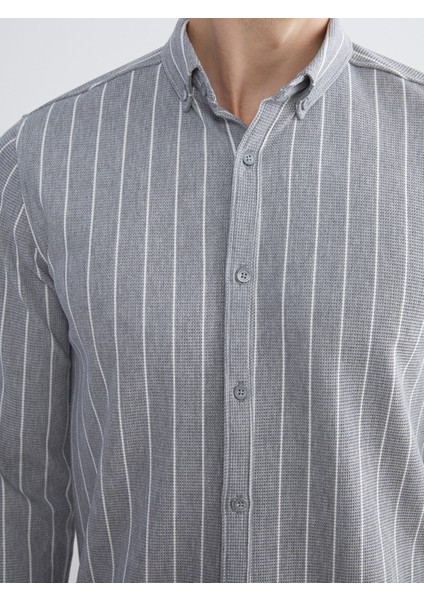 Yeni Sezon Slim Fit Uzun Kollu Çizgili Erkek Gömlek indirimleri