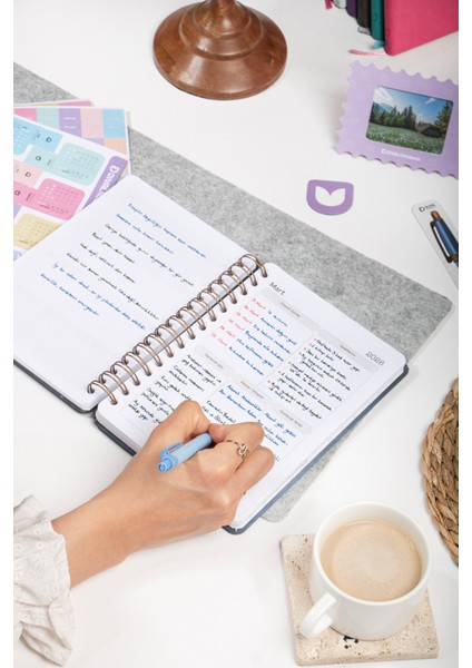 2025-2026 A5 Akademik Ajanda Spiralli Kuşe Kapak 16 Aylık - Yıldızlı Gökyüzü indirimleri