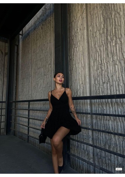 Ince Askılı Kruvaze Yaka Simli Elbise 582115 Siyah