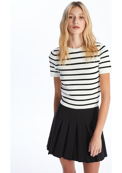 Yeni Sezon Bisiklet Yaka Çizgili Kısa Kollu Kadın Triko Kazak fiyatları