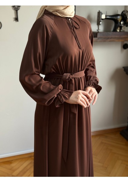 Kahverengi Reglan Kol Bel Lastikli Elbise 5077 fırsatları