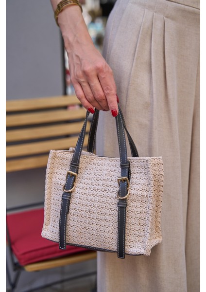 Krem- Siyah Kadın Hasır Detaylı Tokalı El ve Omuz Çantası