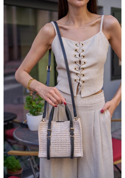 Krem- Siyah Kadın Hasır Detaylı Tokalı El ve Omuz Çantası modelleri