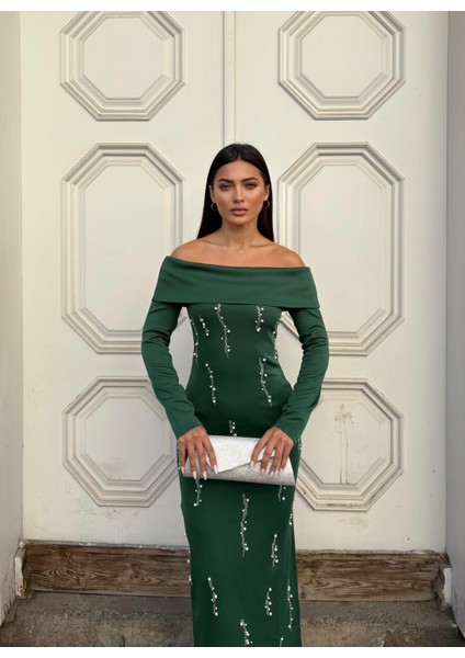 Taş Detaylı Straplez Yaka Scuba Kumaş Uzun Kol Elbise Zümrüt 583350 fiyatları