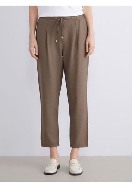 Yeni Sezon Yüksek Bel Havuç Kesim Kadın Pileli Pantolon fiyatları