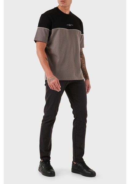 Streç Pamuklu Slim Fit Normal Bel Dar Paça Jeans Erkek Kot Pantolon XM000070 AF18826 UB101 fiyatları