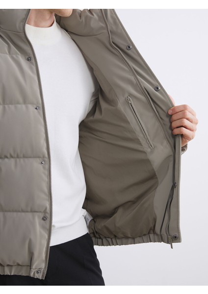 Yeni Sezon Rahat Kalıp Kapüşonlu Erkek Şişme Mont modelleri