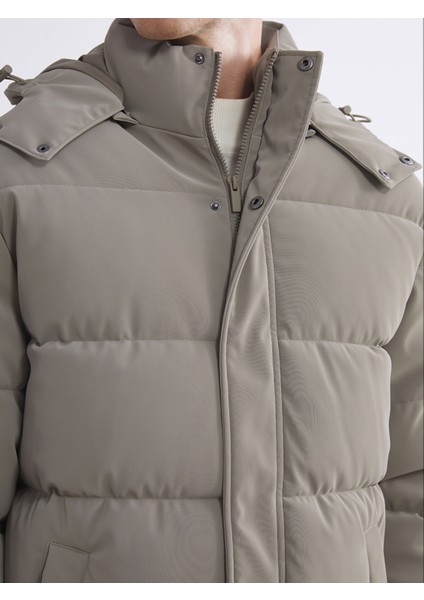 Yeni Sezon Rahat Kalıp Kapüşonlu Erkek Şişme Mont fırsatları