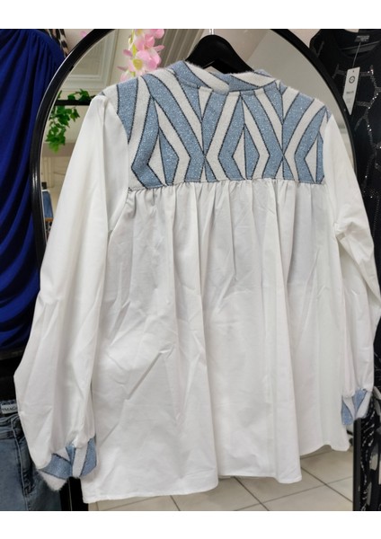 Kadın Mavi Detaylı Beyaz Gömlek fırsatları