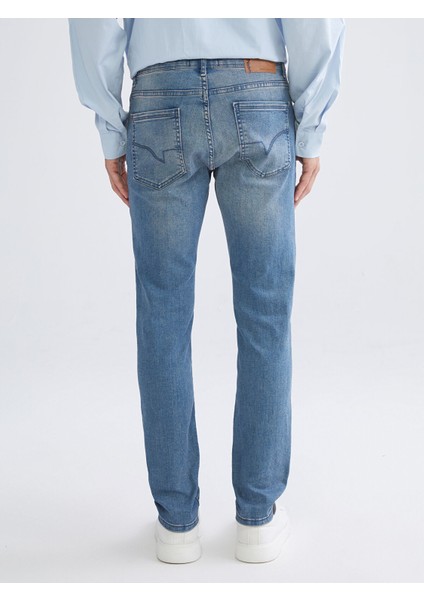 Yeni Sezon 750 Slim Fit Erkek Jean Pantolon fırsatları