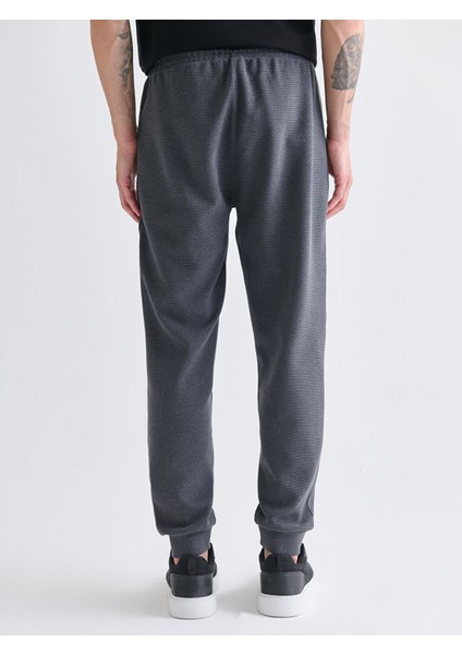 Yeni Sezon Standart Kalıp Erkek Jogger Eşofman Altı fırsatları