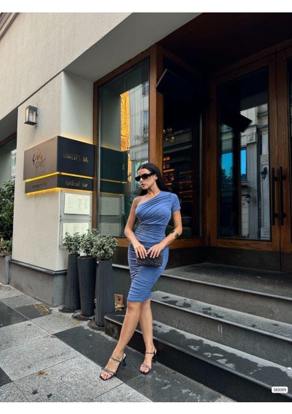 Tek Kol Detaylı Sandy Kumaş Elbise 583009 Indigo fiyatları