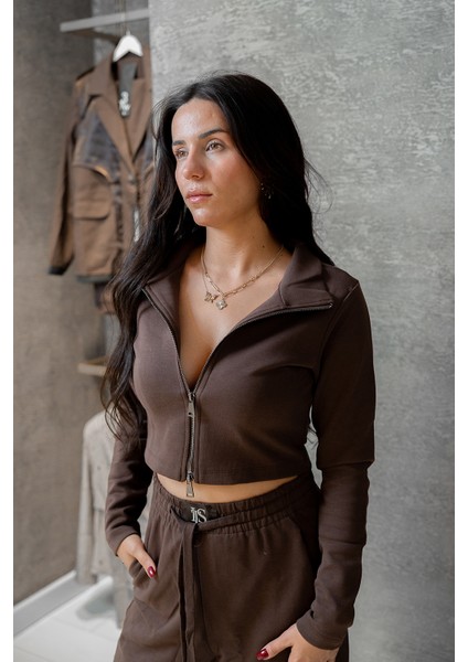 Kahverengi Eşofman Takımı