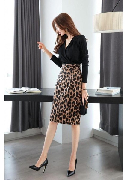 Kadın Uzun Kollu Kruvaze Yaka Üst Ithal Krep Alt Dalgıç Leopar Detaylı Elbise modelleri