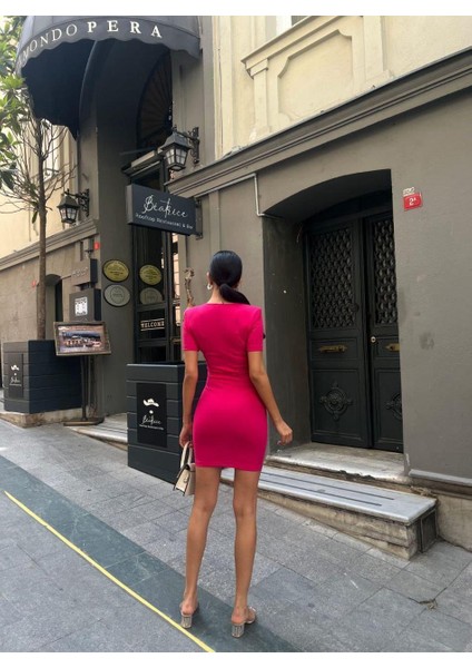 Kalp Yaka Vaktakı Mini Krep Elbise 582982 Füşya fırsatları