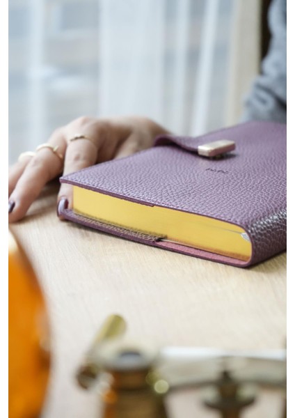 Exclusive 2026 Günlük Ajanda A5 (14x21cm) Ivory 80gr. İçi Değişebilir