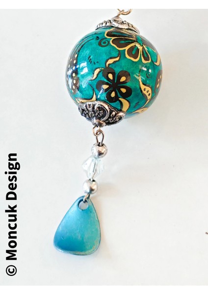 Yeşil Sıcak Hava Balonu Şeklinde Üzeri Çiçek Desenli Uç Kısmı Zincir Süslemeli Anahtarlık