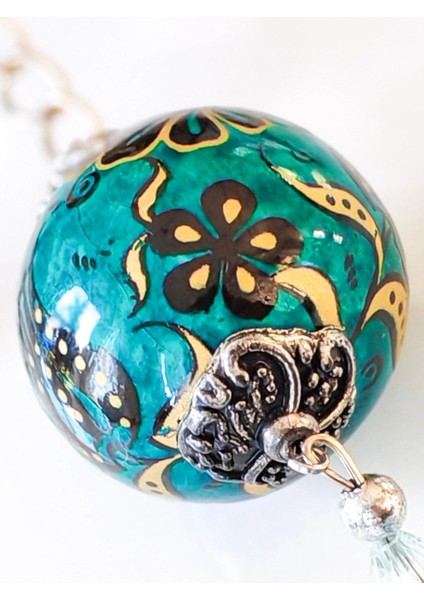 Yeşil Sıcak Hava Balonu Şeklinde Üzeri Çiçek Desenli Uç Kısmı Zincir Süslemeli Anahtarlık fırsatları