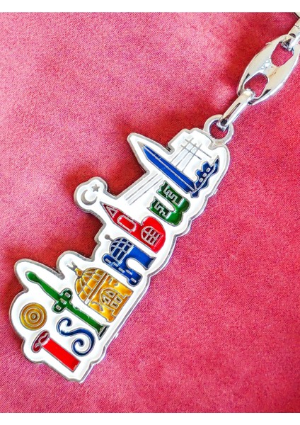 Beyaz Zemin Üzerine Renkli Istanbul Yazan Metal Anahtarlık fiyatları