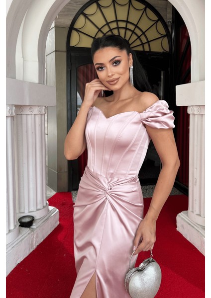 Saten Kumaş Drapeli Düşük Omuz Abiye Elbise - Pudra fırsatları