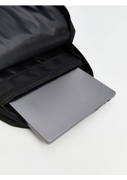 Yeni Sezon Düz Laptop Bölmeli Erkek Sırt Çantası modelleri