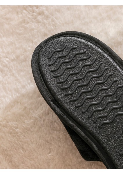 Yeni Sezon Nakışlı Erkek Ev Terliği indirimleri