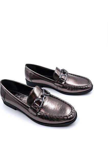 6090 Metalik Platin Renk Kadın Loafer Ayakkabı