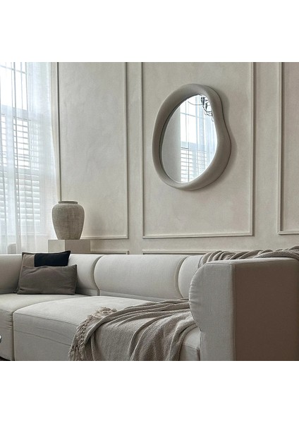 Kumaş Çerçeveli Asimetrik Duvar Aynası 80CM x 72CM modelleri
