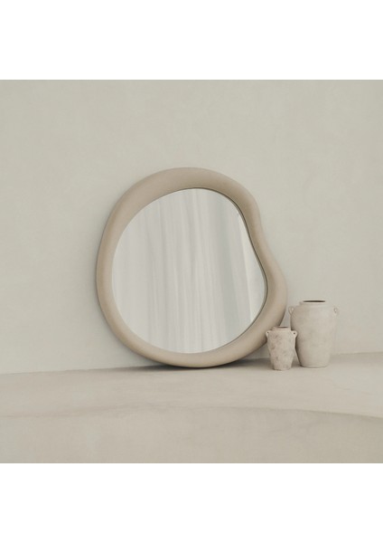 Kumaş Çerçeveli Asimetrik Duvar Aynası 80CM x 72CM