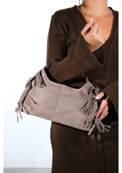 Astren Vizon Süet Hakiki Deri Püsküllü Kadın Kol Çantası