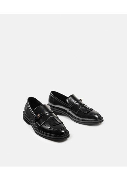 Minimal Metal Tokalı Püsküllü Makosen IW6250030021001 modelleri