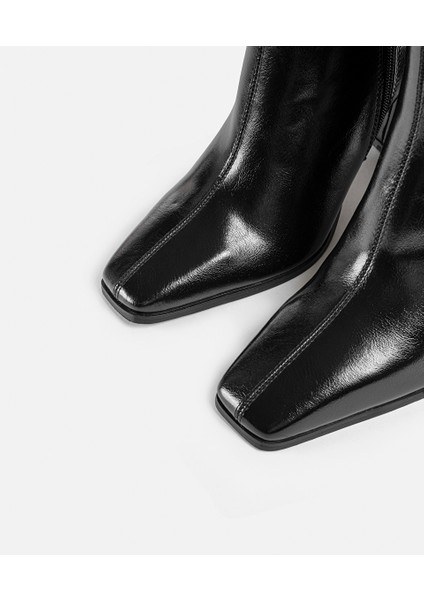 Blok Topuklu Deri Görünümlü Bot IW6250034016001 fırsatları